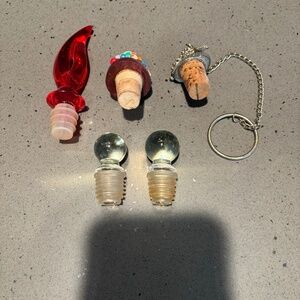 5 wine stoppers